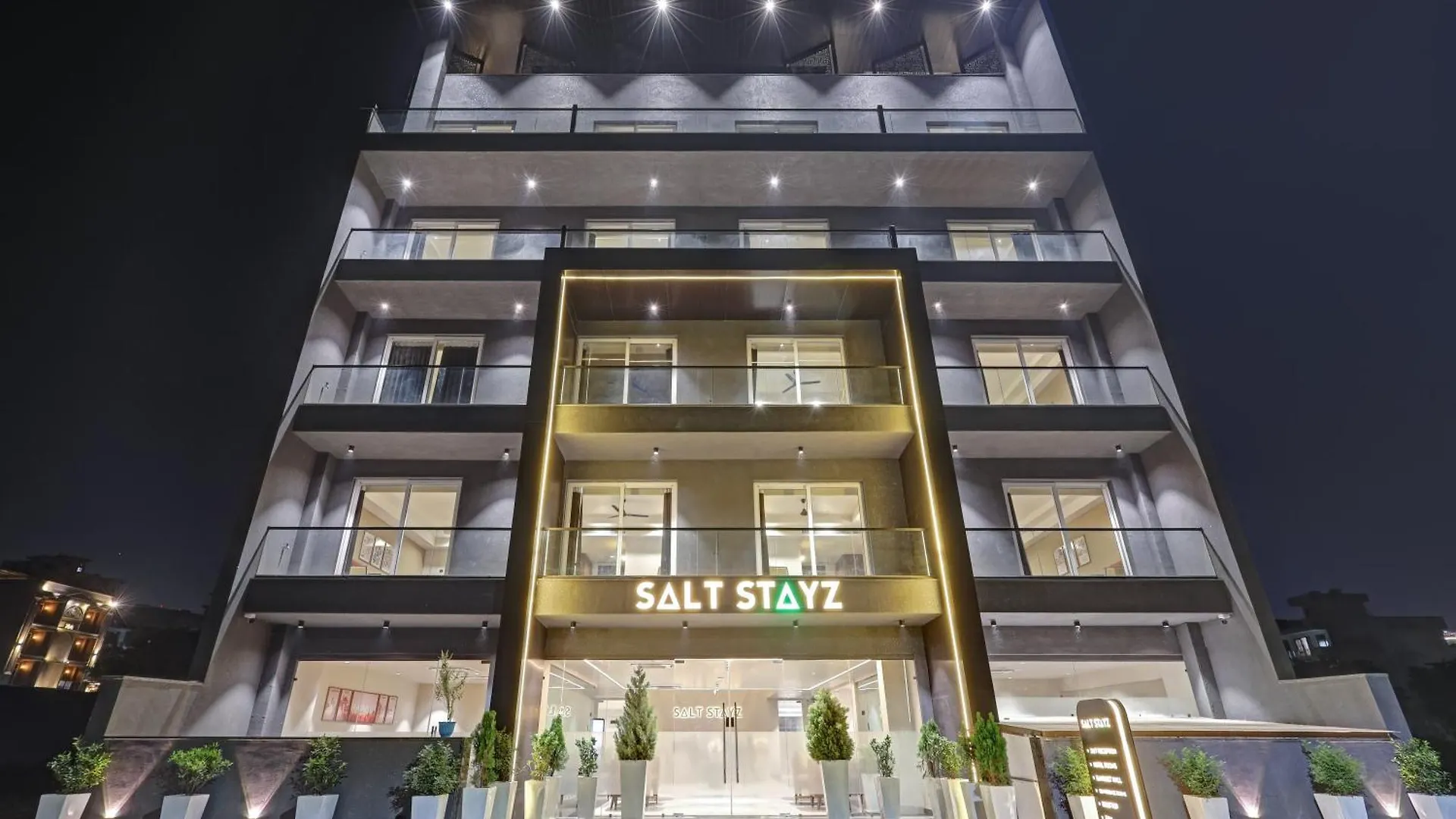 **** Hotel Saltstayz Premier - Golf Course Road & Sector 42 Gurgaon Índia