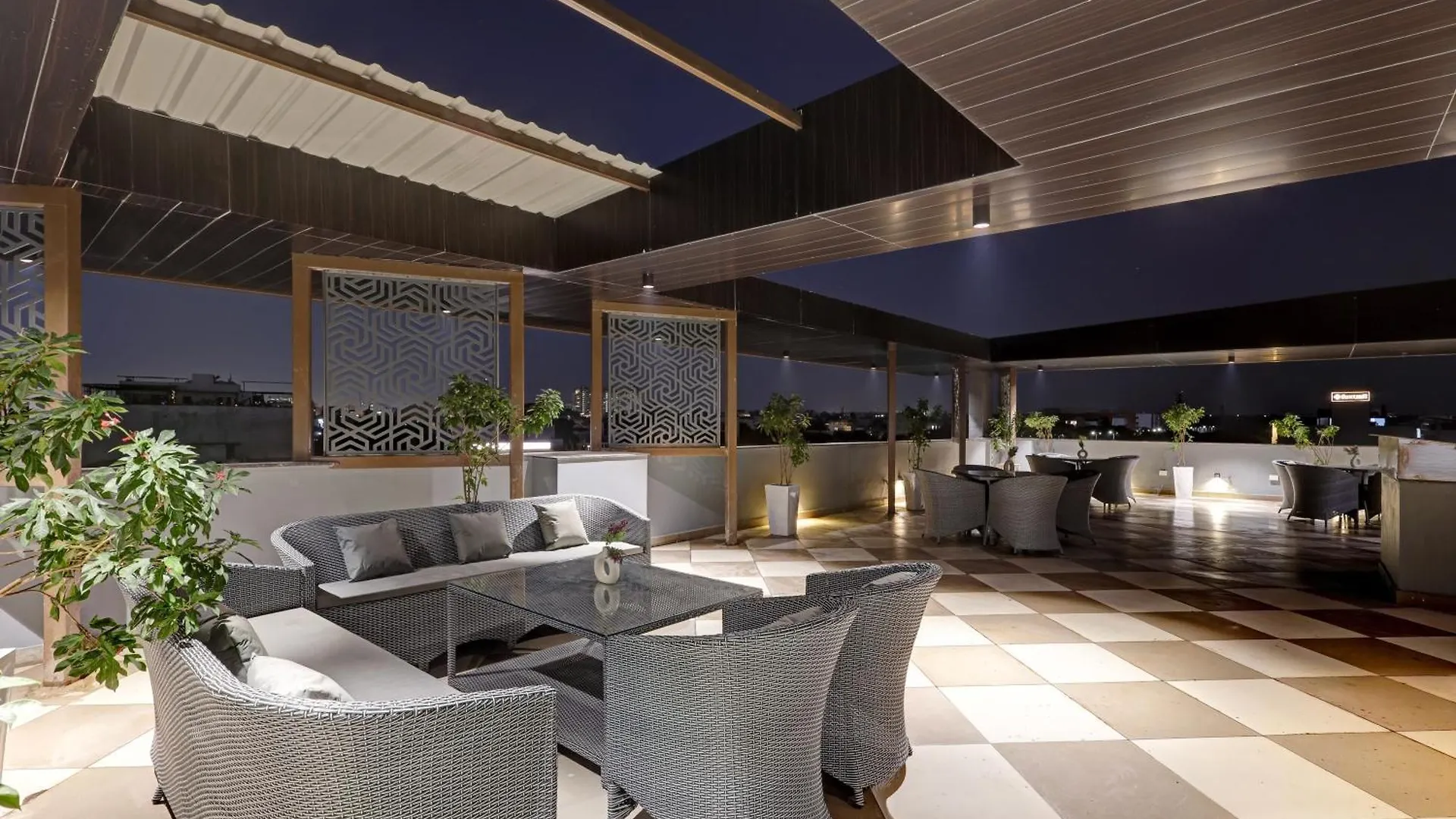 Saltstayz Premier - Golf Course Road & Sector 42 Gurgaon Hotel