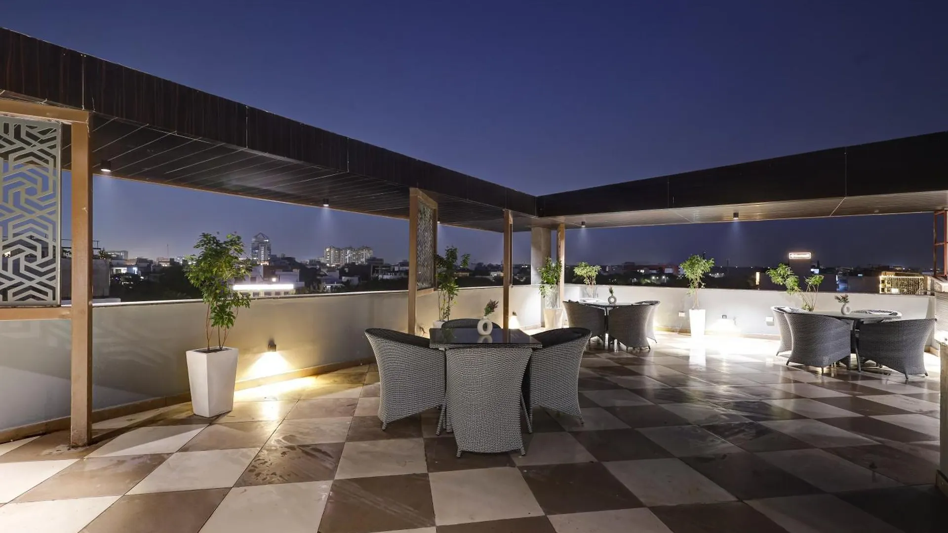 Saltstayz Premier - Golf Course Road & Sector 42 Gurgaon Hotel