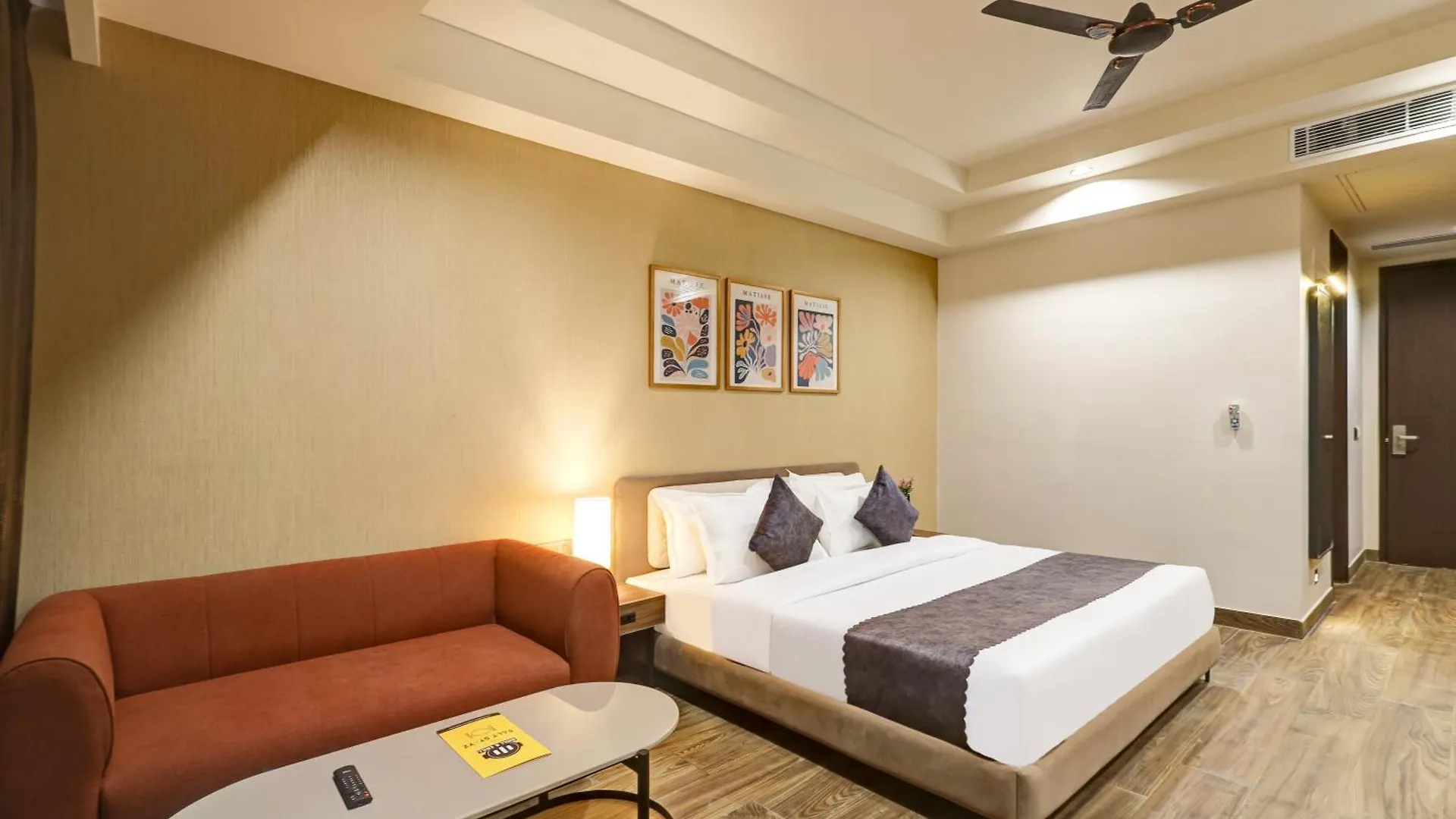 **** Hotel Saltstayz Premier - Golf Course Road & Sector 42 Gurgaon Índia