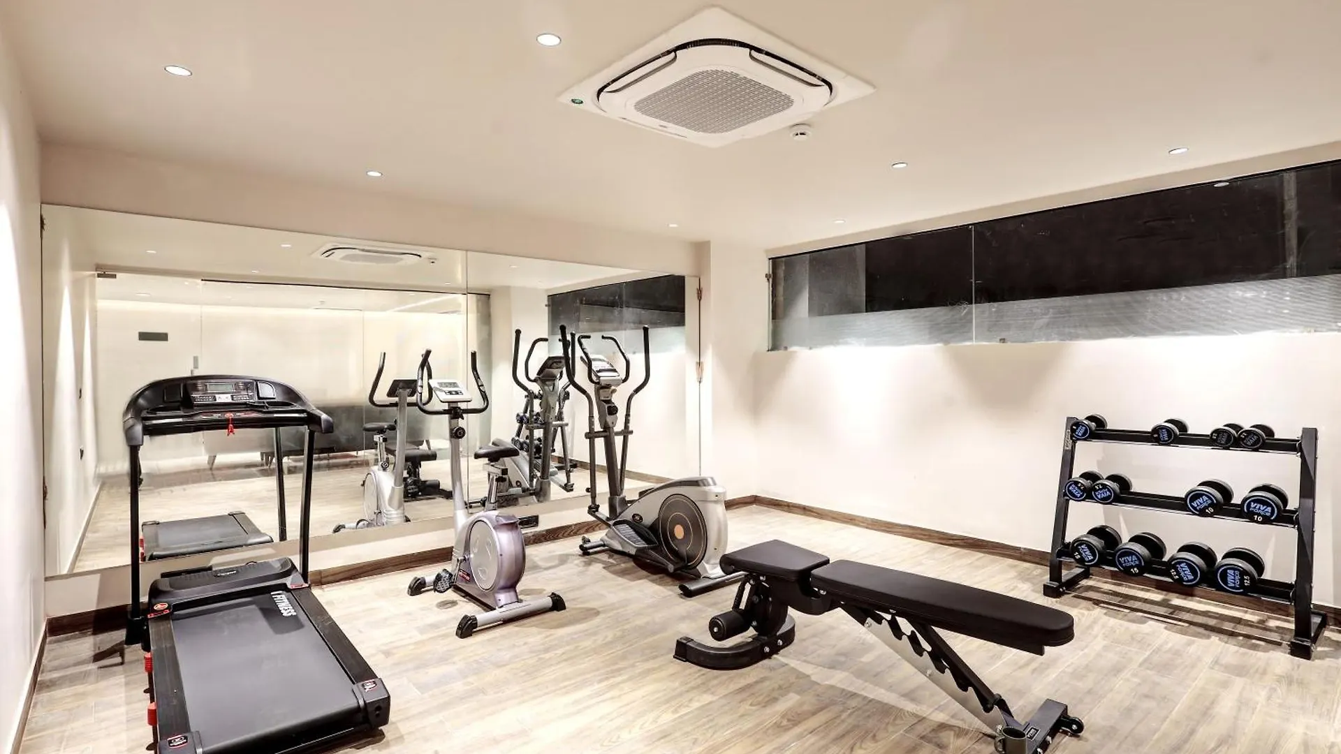 Saltstayz Premier - Golf Course Road & Sector 42 Gurgáon Hotel