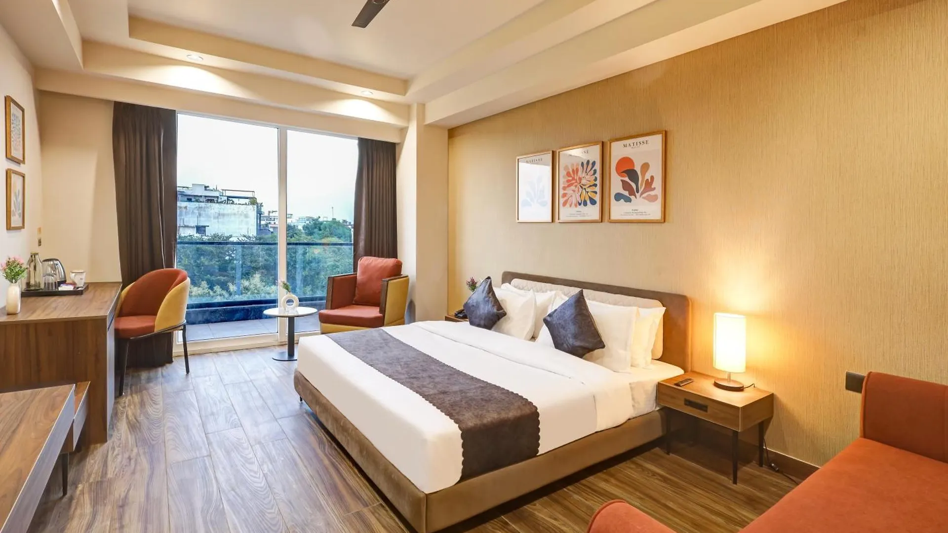 Hotel Saltstayz Premier - Golf Course Road & Sector 42 Gurgáon