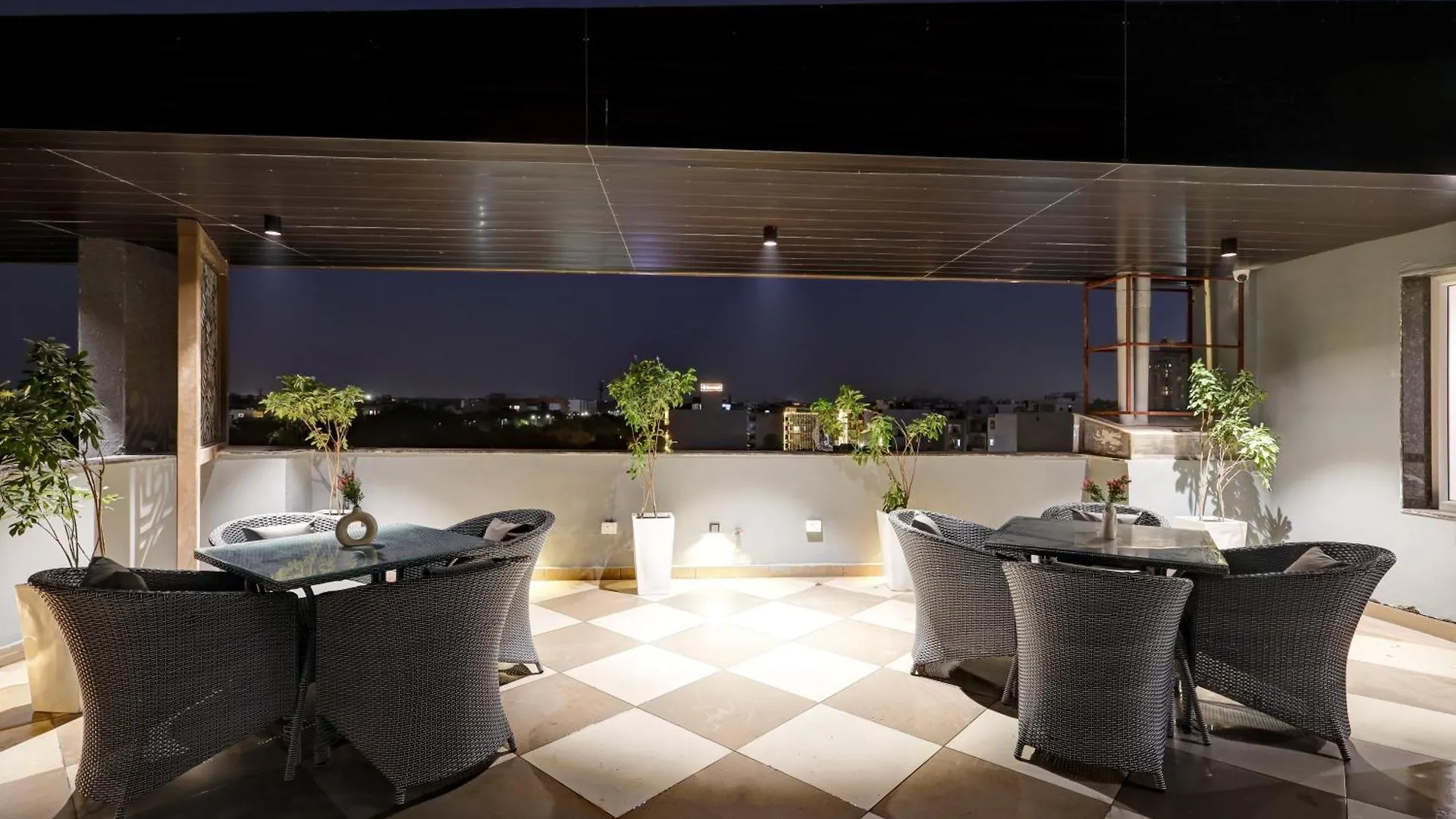 **** Hotel Saltstayz Premier - Golf Course Road & Sector 42 Gurgáon Indie